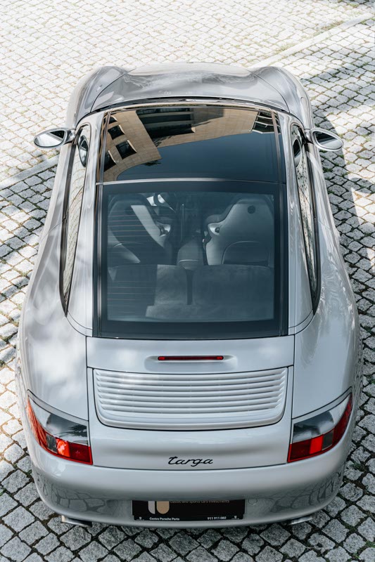2002 Porsche 996 Targa - Manual